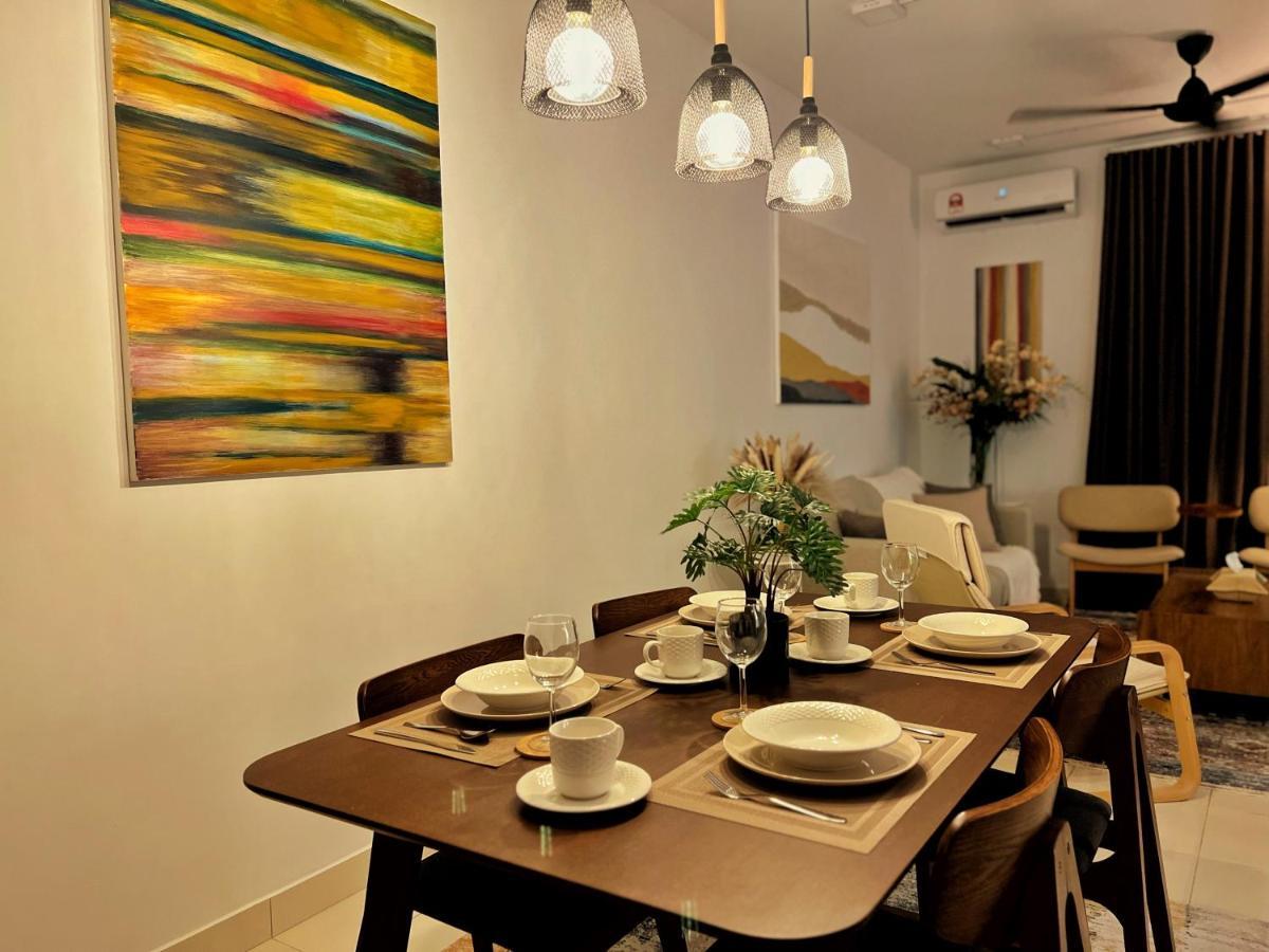 High Flyer Klia At Alanis Residence Kota Warisan Sepang Exterior photo